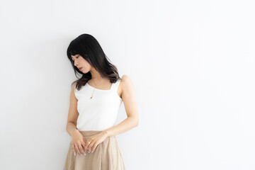 夏の爽やかな女性
