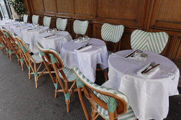 Terrasse de restaurant à Paris