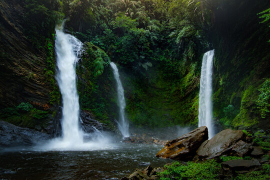 Three Sisters Waterfall