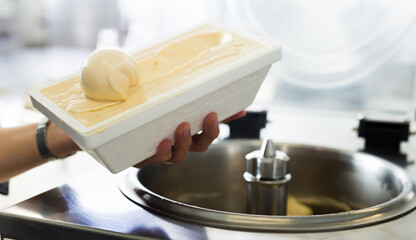 thermal insulation tray with ice cream preparation process at factory
