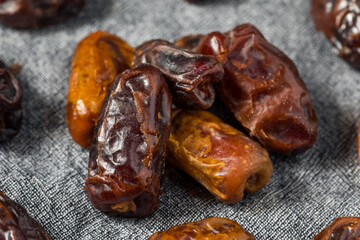 Raw Organic Arabic Medjool Dates