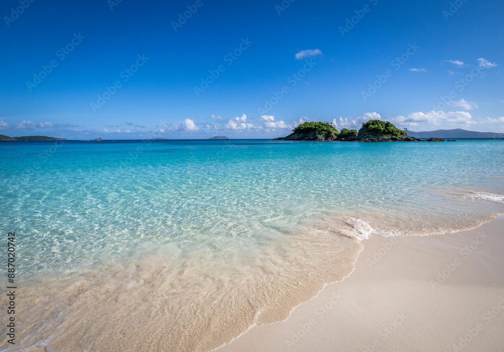 Wall mural trunk bay in the virgin islands national park on the island of st john in the us virgin islands