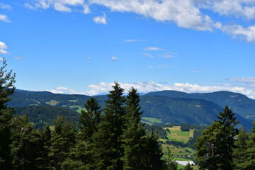 Schöne Landschaft bei Völs am Schlern in Südtirol 