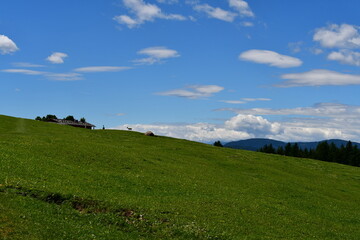 Schöne Landschaft bei Völs am Schlern in Südtirol 