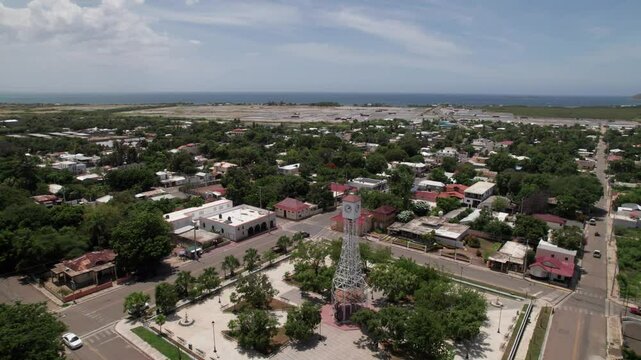 parque central de montecristi
