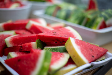 Große saftige reife rote Wassermelonenscheiben