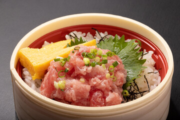 ネギトロ丼