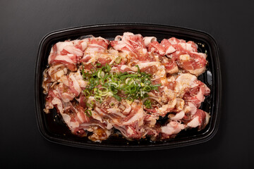 ［アメリカ産　アンガス牛］牛バラ　焼肉用（味付）