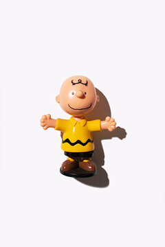 Charlie Brown Vintage retro toy 