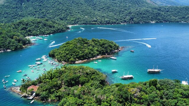 Passeio de escuna e Lancha em na Lagoa Azul em Angra dos Reis, Costa Verde Rio de Janeiro