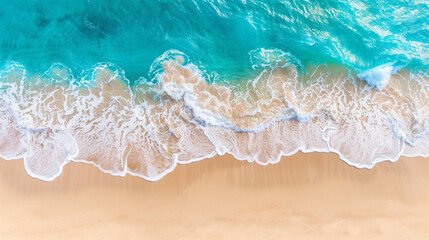 Obraz premium Soft ocean waves quietly kiss the sandy beach, offering a tranquil and soothing atmosphere