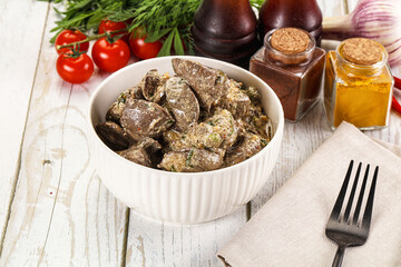 Roasted chicken liver with cream