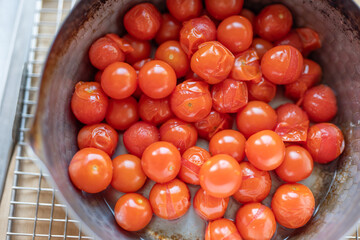 peeled tomato recipe,colorful food,organic,homemade healthy food,messy cooking,lemon mint syrup