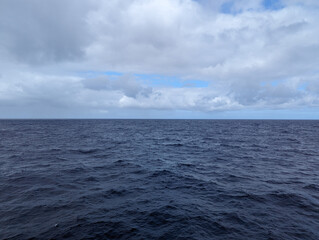 A cloudy seaday on board