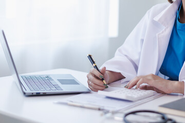 Doctors who act as medical consultants review customer information when they detect chronic illnesses in order to give advice on prescribing medication to treat symptoms correctly. medical consultant