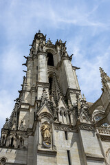 Fototapeta premium Fragment of Amiens Gothic Cathedral (Basilique Cathedrale Notre-Dame d'Amiens, 1220 - 1288). The south tower. Amiens, Somme, Picardie, France.