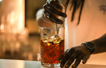Stir and strain