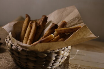 sweet arum cheese roll, a snack that tastes sweet