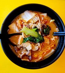 thai noodle soup