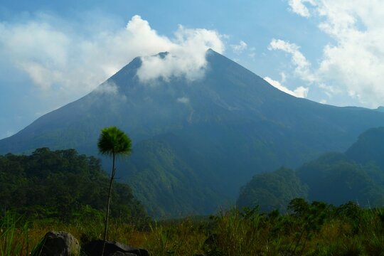 Mount Merapi ("Fire Mountain", elevation 2910 m) - an active stratovolcano (Decade Volcano) located on the border between the province of Central Java and the Special Region of Yogyakarta (Indonesia)