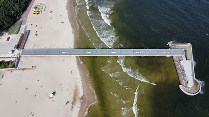 Widok z drona na molo w Kołobrzegu