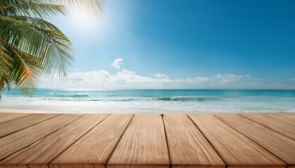 Fototapeta premium Holztisch mit Blick auf den Strand im Hintergrund, tropische Atmosphäre und ruhige Ozeanwellen unter hellem Sonnenlicht. Perfekte Urlaubsszene.