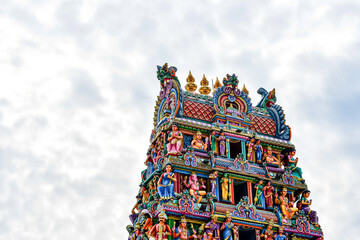 Fototapeta premium Close-up of the Sri Mariamman Temple in Singapore
