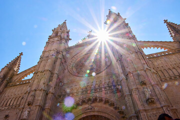 Reise nach Mallorca. Die Kahtedrale in Palma de Mallorca. © Jane Be. The Picture