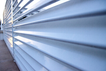 Obraz premium Close up eines Sichtschutzes. Linien Struktur.