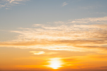 Photo background texture, sky with sun and clouds during sunset.