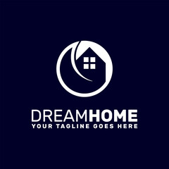 The logo features a house icon and a moon icon, which together create the impression of a dream home.