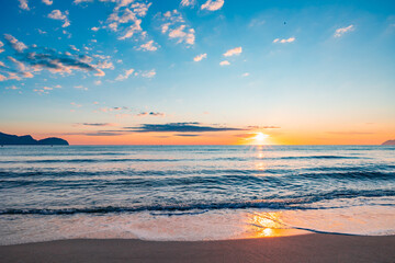 Obraz premium sunset on the beach