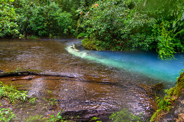Rio Celeste Wasserfall