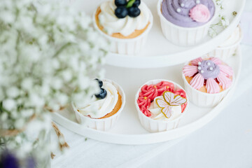 wedding cake with flowers