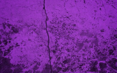 Obraz premium blank dark violet or purple soft grained cement stone tile texture background with dark gradient corner. abstract vignette violet or purple plaster wall background.