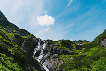 Majestic Mountain Landscapes: Scenic Views of Nature's Beauty