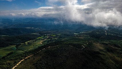 Serra Do Papagaio Paisagem Parque Estadual Corrida De Trilha Ultramaratona Minas Gerais Natureza Montanhas Aventura Trilhas Florestas Escarpas Picos Mirantes Desafios Atletas Endurance Caminhadas