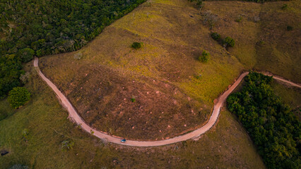 Paisagem Serra Da Mantiqueira Sul De Minas Gerais Paisagem Condado Terra Média Natureza Colinas Verdes Campos Tranquilidade Bosques Encantadores Pôr do Sol Rios Cristalinos Trilhas Bucólicas Árvores © Pedro
