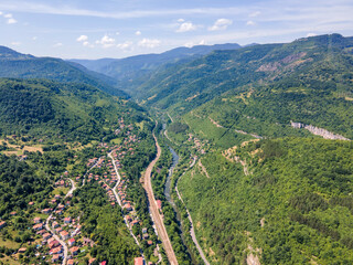 Obraz premium Iskar river Gorge near Lakatnik Rocks, Balkan Mountains, Bulgaria