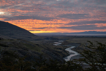 Fototapeta premium sunrise over the mountains