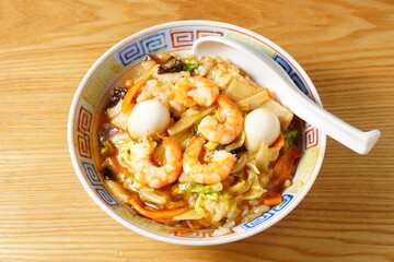 海鮮中華丼