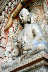 The Yungang Grottoes in Shanxi Province, China, began to be excavated during the Northern Wei Dynasty and lasted about 150 years, with more than 59,000 stone statues. World Cultural Heritage.
