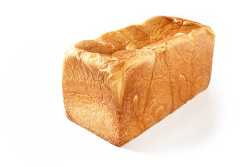 Whole Loaf of White Bread on White Background（一斤のカットしていない食パンと白背景）