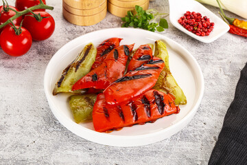 Grilled Bell Pepper - green and red