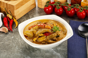 Yellow THai curry with beef