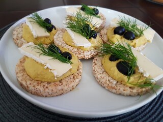 scone with olives and white cheese