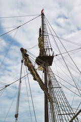 Obraz premium Mast and Rigging of a Sailing Ship