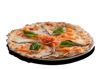 Pizza de salmón con albahaca sobre fondo blanco. Salmon pizza with basil on white background.
