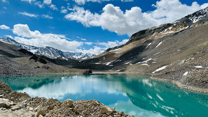 Suraj Taal Lake, Bara-lacha-la Pass, Keylong, Himachal Pradesh © FireFXStudio