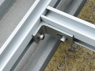 Solar panel support rail